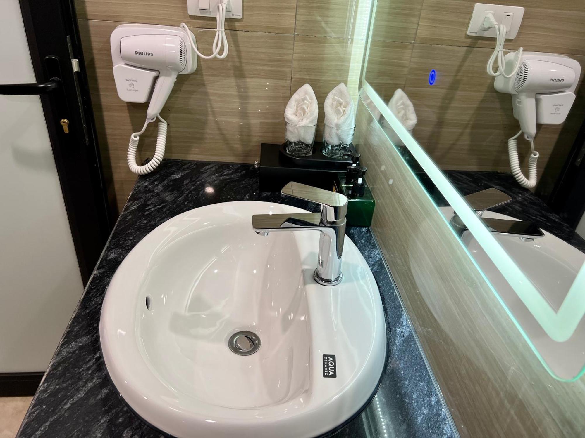 Grand Dragon Noi Bai Hotel Hanoi Exterior photo