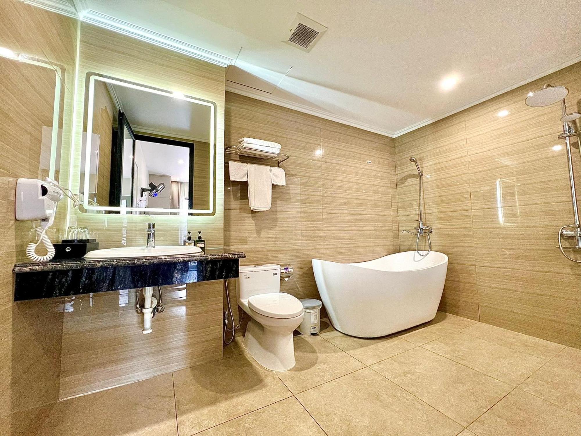 Grand Dragon Noi Bai Hotel Hanoi Exterior photo